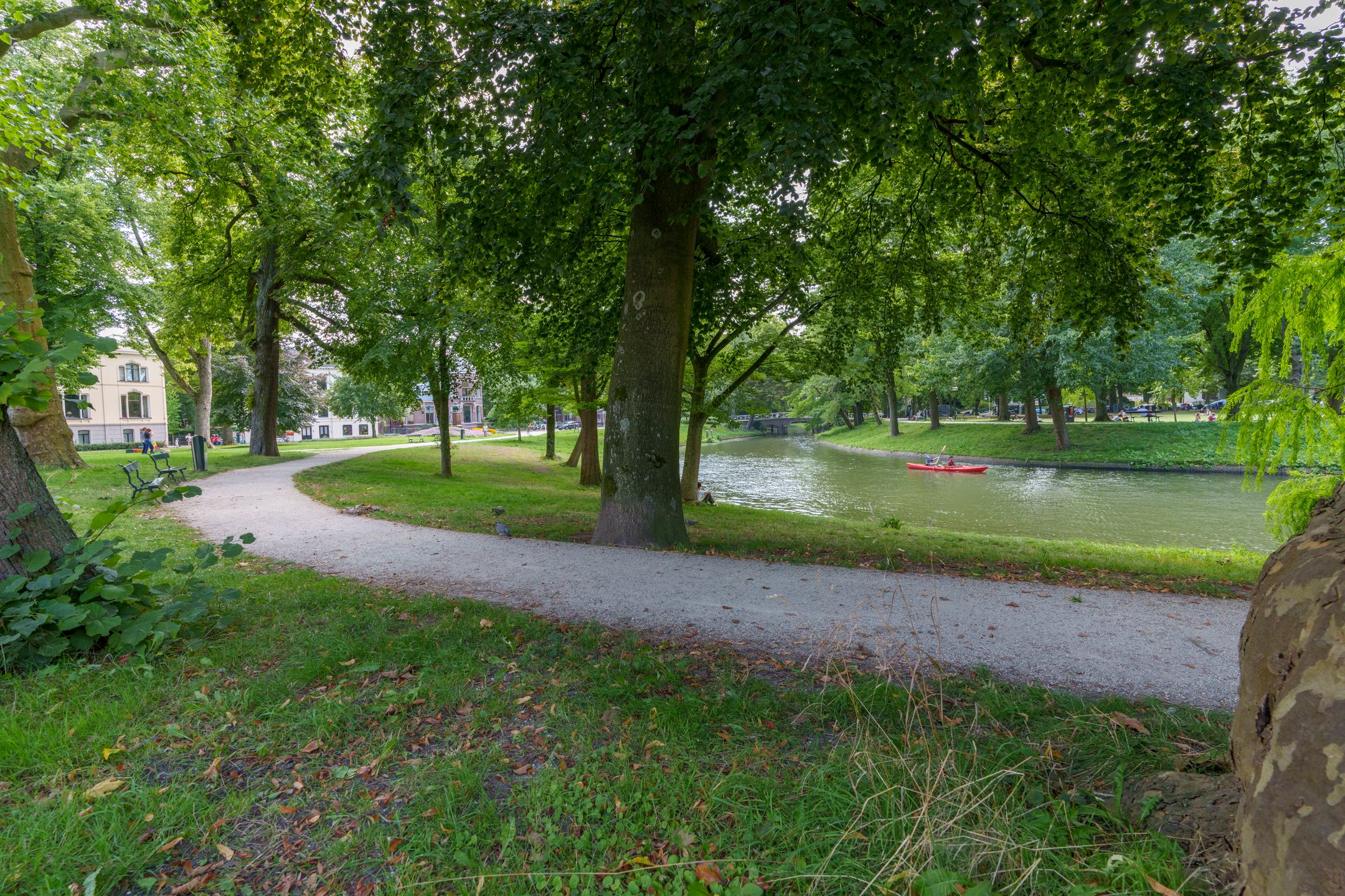 Foto 9 van Deken Roesstraat 15