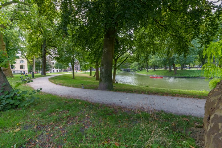 Foto 9 van Deken Roesstraat 15