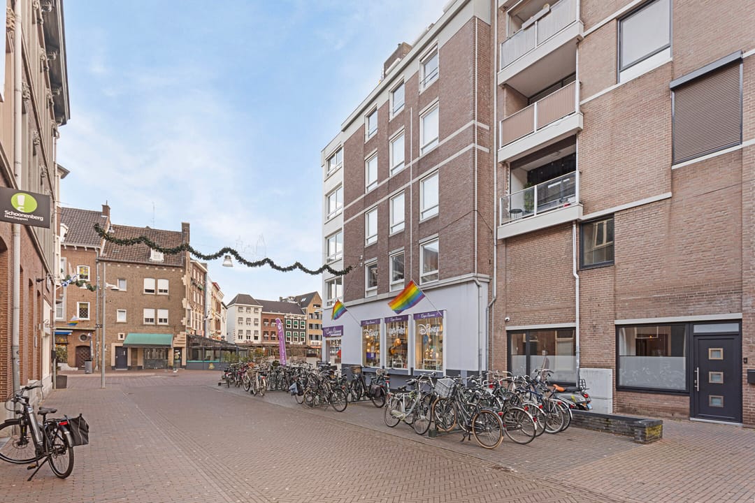 Foto 16 van Kruisherenstraat 1