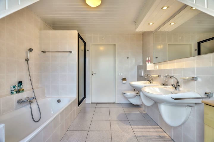 Foto 44 van Schepenstraat 15