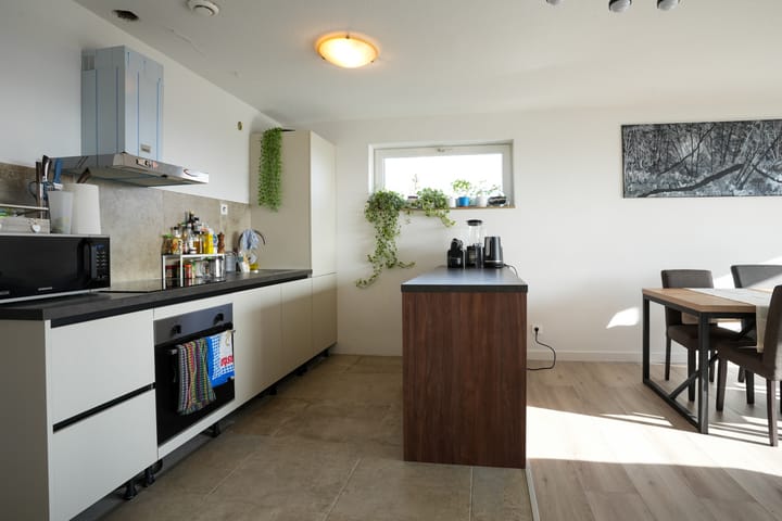 Foto 8 van Adenauerlaan 77