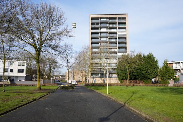 Foto 18 van Adenauerlaan 77