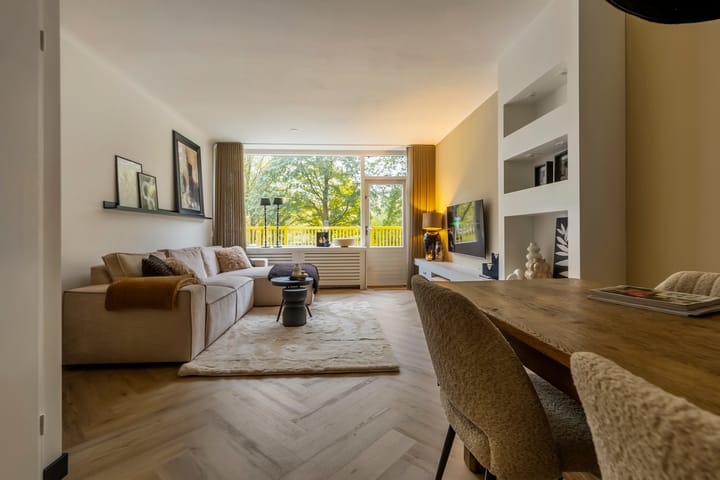 Foto 1 van Dokter van Stratenweg 148