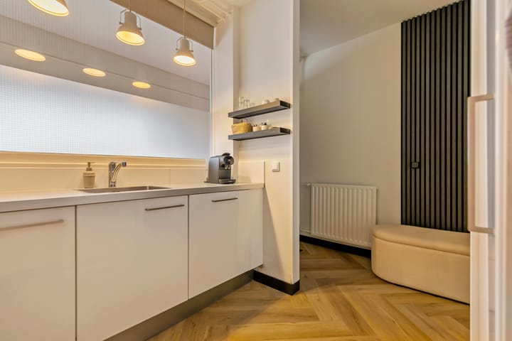 Foto 14 van Dokter van Stratenweg 148