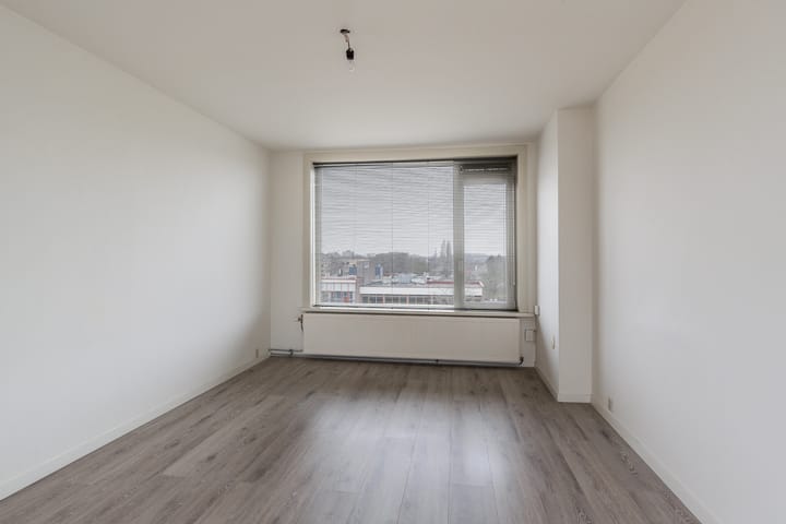 Foto 10 van Delftseveerweg 13-D