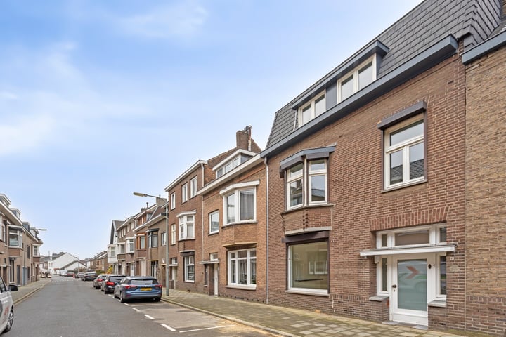 Foto 1 van Mockstraat 40