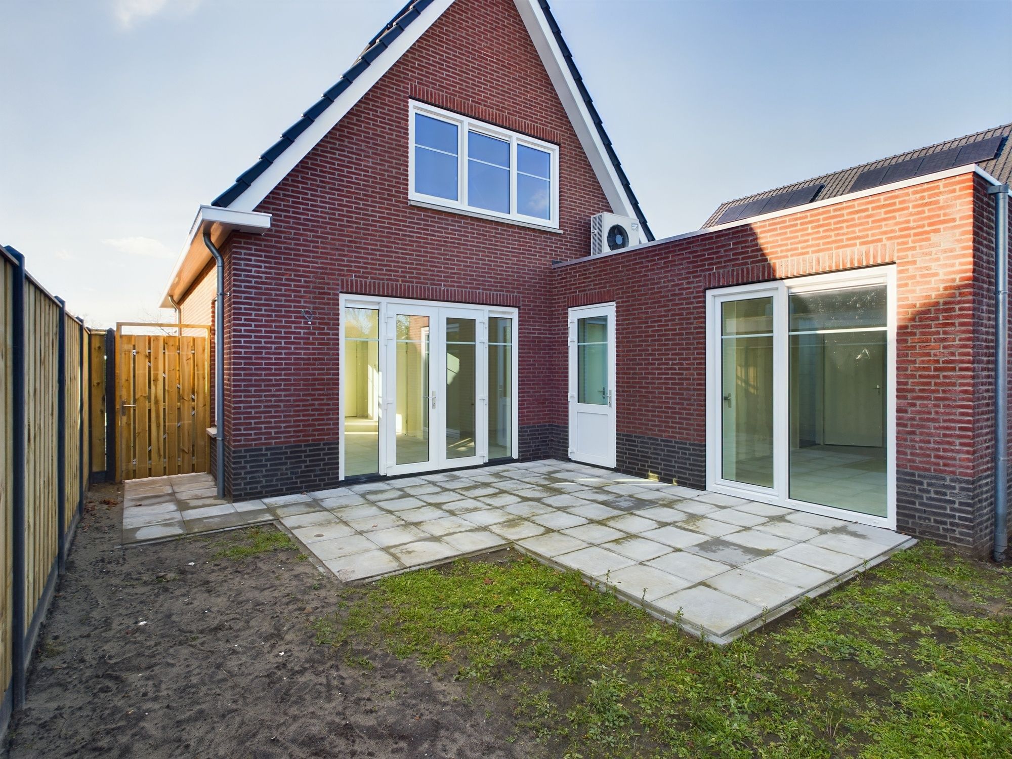 Foto 3 van Romerswaalestraat 12