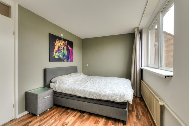 Foto 27 van van Colsterstraat 15