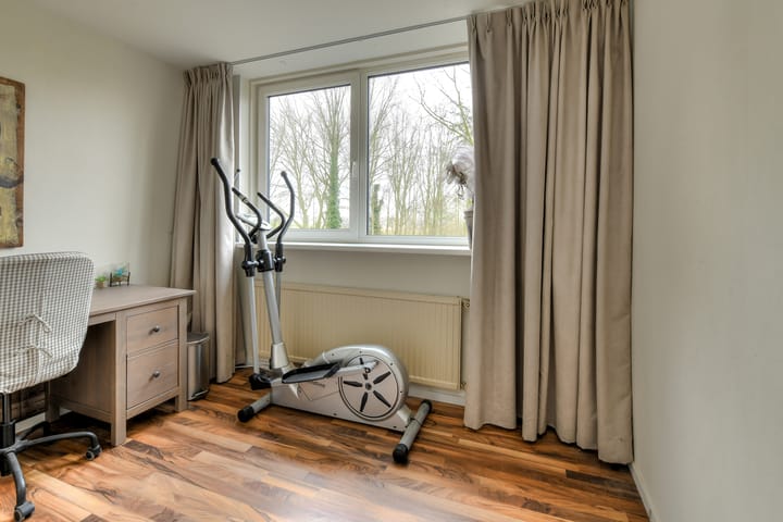 Foto 35 van van Colsterstraat 15