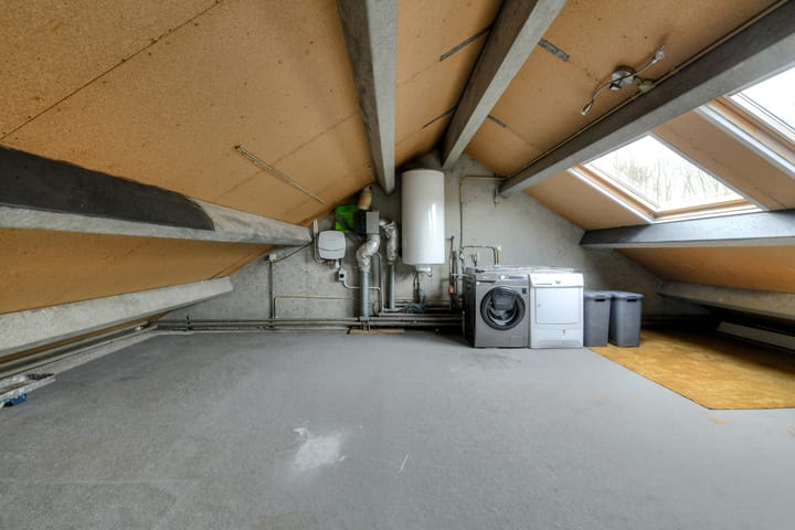 Foto 37 van van Colsterstraat 15