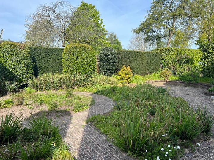 Foto 2 van Kruidenmeent 11