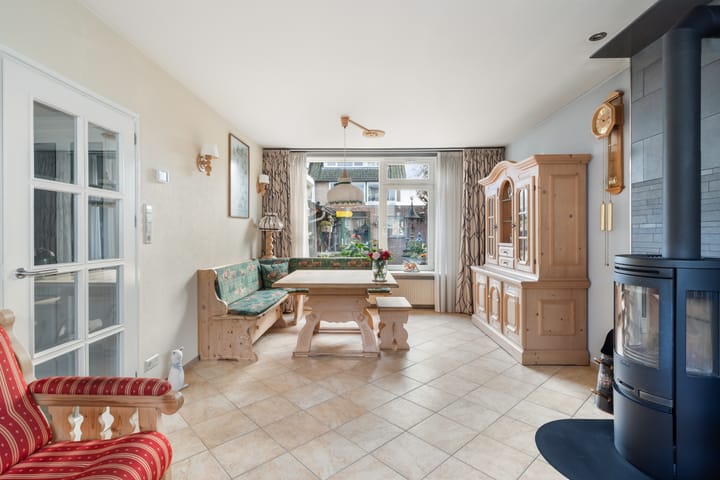 Foto 9 van Jonkheer van der Welstraat 62