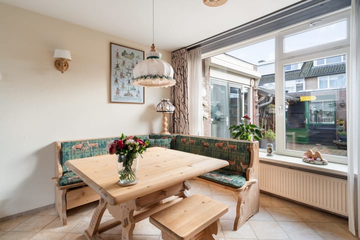 Foto 10 van Jonkheer van der Welstraat 62