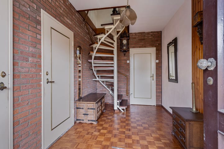 Foto 6 van Annastraat 16