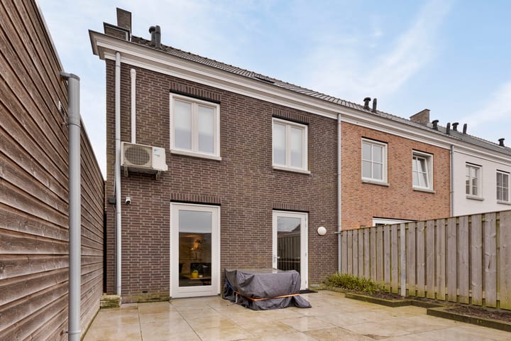 Foto 30 van Lauwerstraat 28