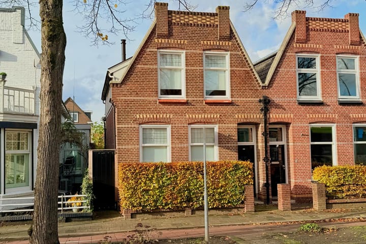 Koninginneweg 52