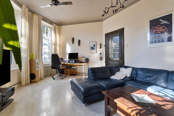 Foto 6 van Dokter Leurszijstraat 2