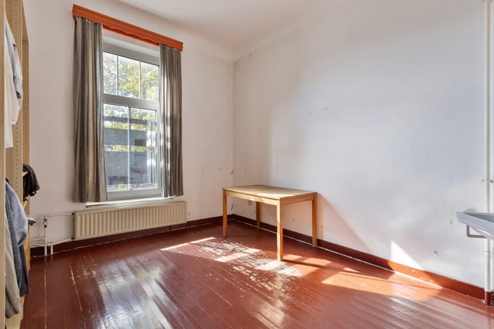 Foto 20 van Dokter Leurszijstraat 2