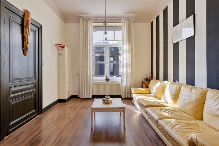 Foto 2 van Dokter Leurszijstraat 2