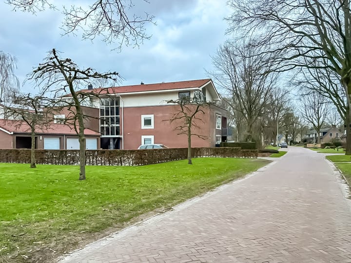 Foto 7 van Meeuwenlaan 15