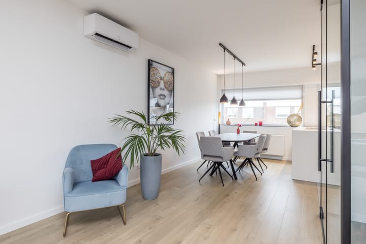 Foto 15 van van Merodestraat 21