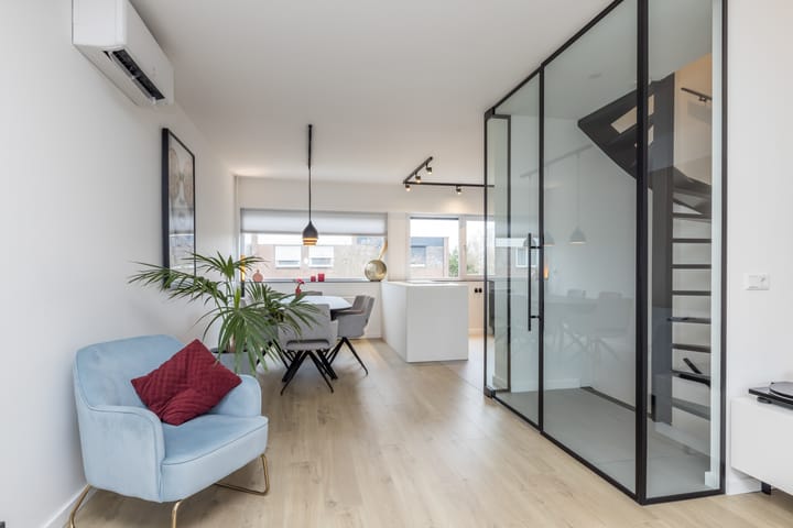 Foto 9 van van Merodestraat 21