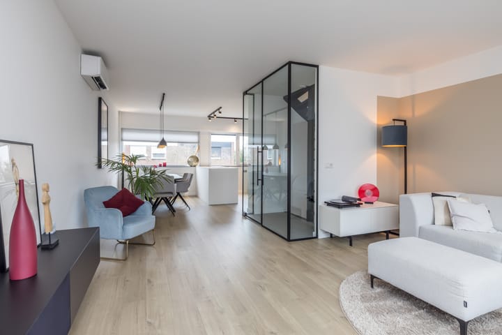 Foto 10 van van Merodestraat 21