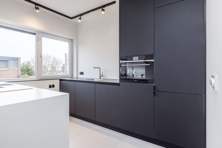 Foto 19 van van Merodestraat 21