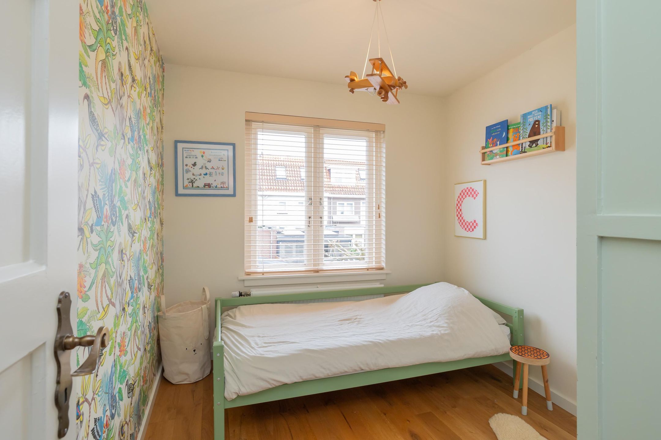 Foto 33 van Van Kinsbergenstraat 32