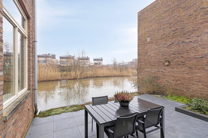 Foto 41 van Beyerinckstraat 12