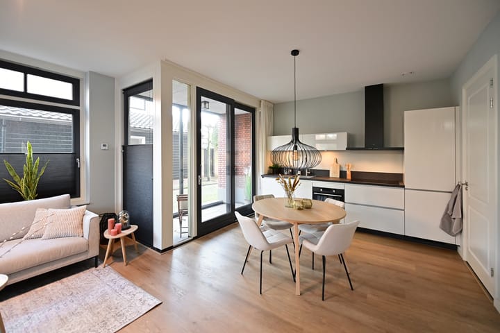 Photo 7 of Raadhuisstraat 2-D