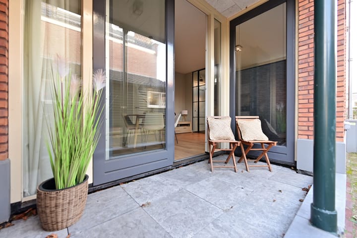 Photo 13 of Raadhuisstraat 2-D