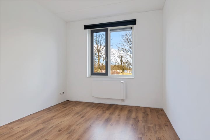 Photo 18 of De Veste 12 72