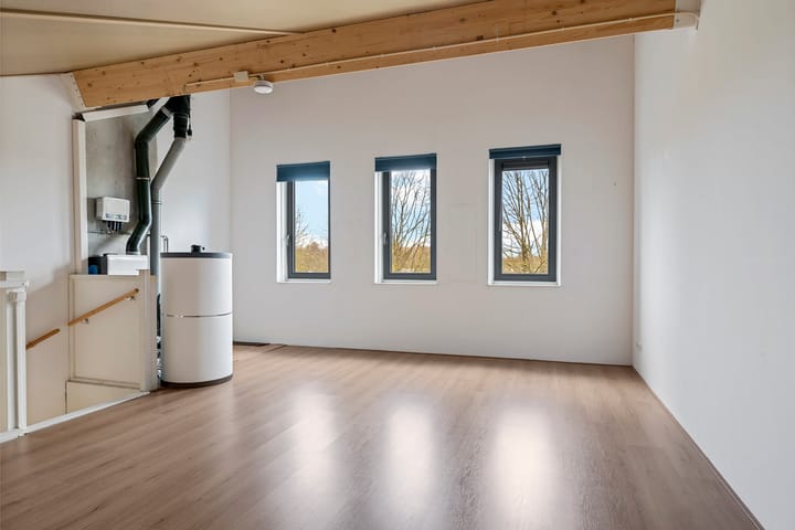 Photo 22 of De Veste 12 72