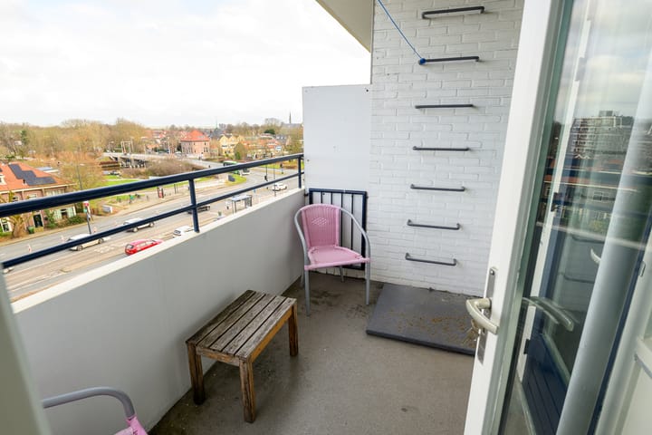 Photo 13 of Lekstraat 136