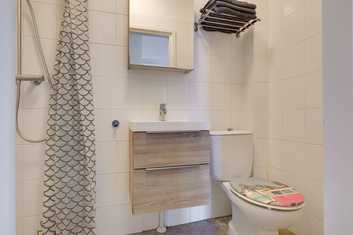 Photo 18 of Lekstraat 136