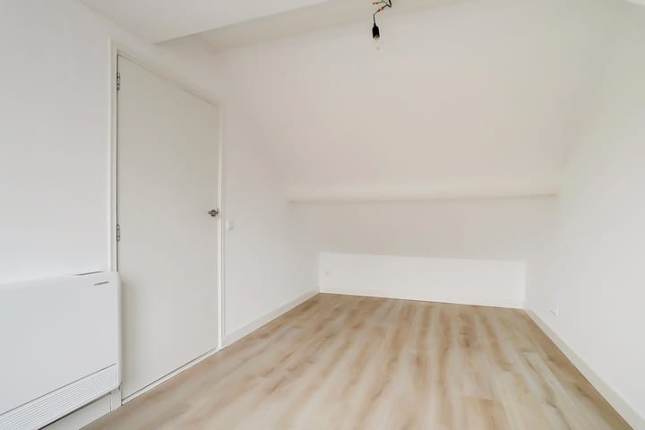 Foto 18 van Meidam 10