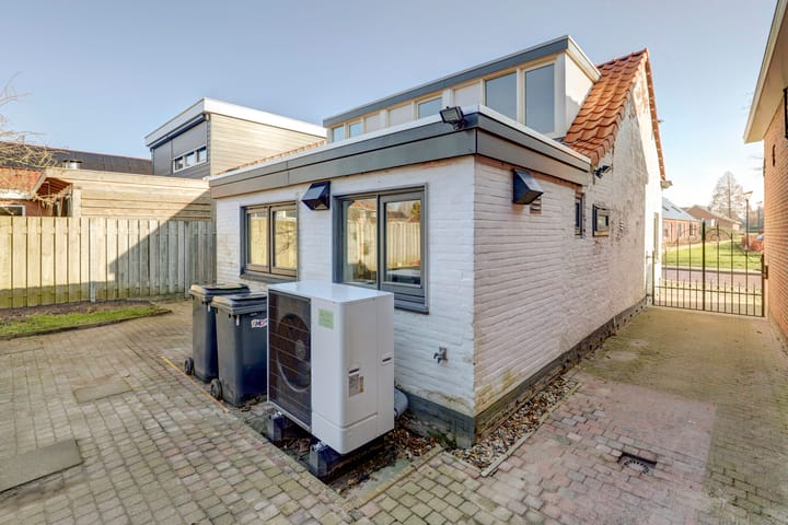 Foto 25 van Meidam 10