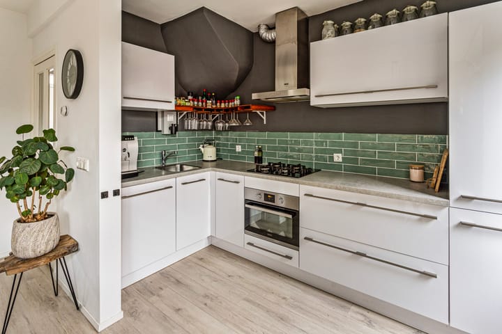 Foto 9 van Meidoornstraat 8