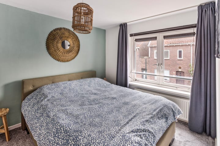 Foto 14 van Meidoornstraat 8