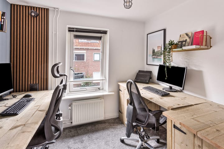 Foto 18 van Meidoornstraat 8