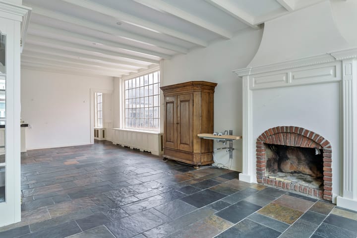 Photo 4 of Willem Kuijperstraat 46