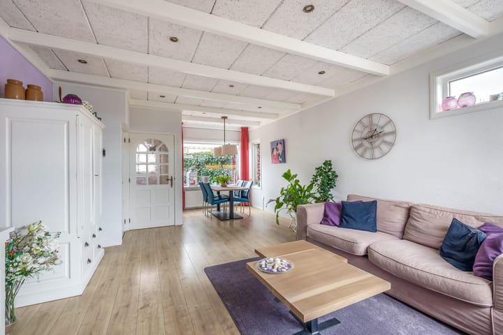 Photo 6 of Prins Bernhardstraat 43