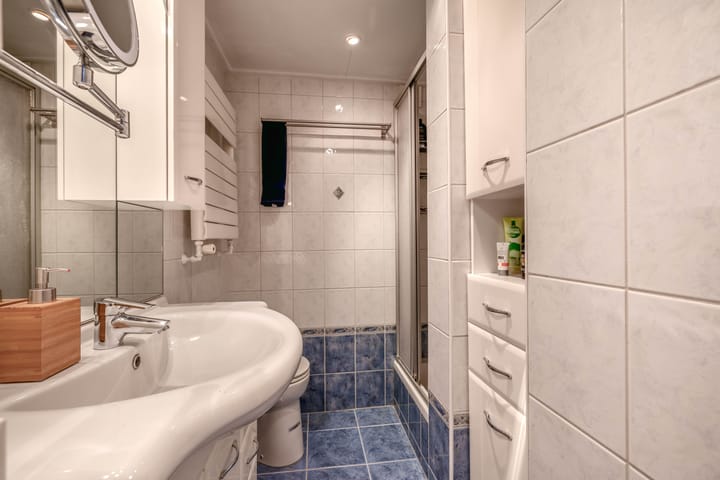 Photo 25 of Prins Bernhardstraat 43