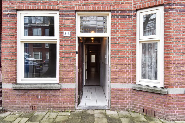 Photo 2 of Oudemansstraat 316