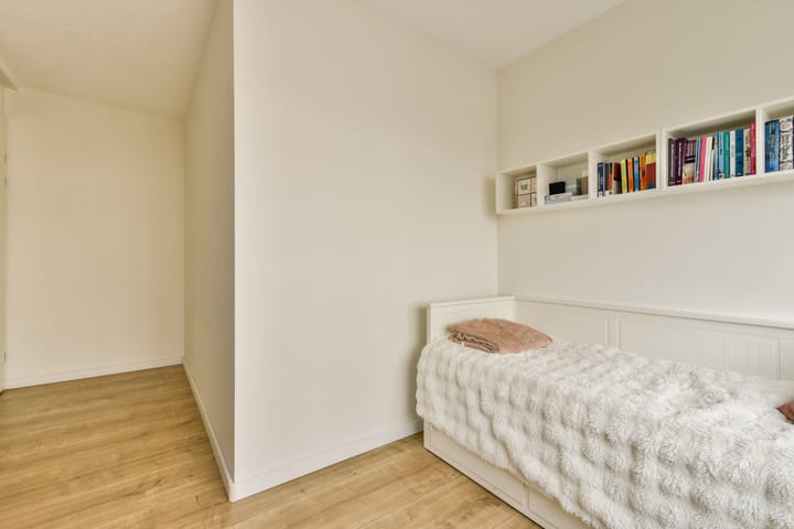 Photo 15 of De Leeuw van Vlaanderenstraat 3-C