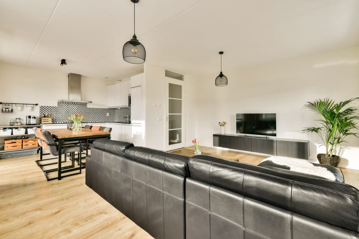 Photo 1 of De Leeuw van Vlaanderenstraat 3-C