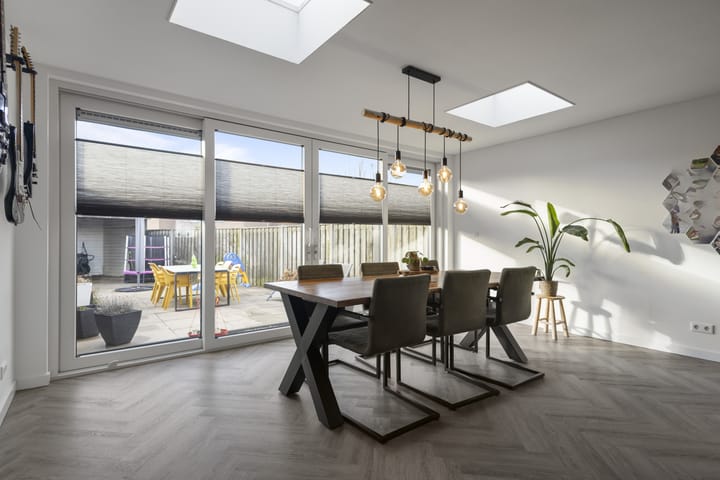 Photo 7 of Doorzwin 5036