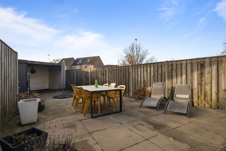 Photo 12 of Doorzwin 5036