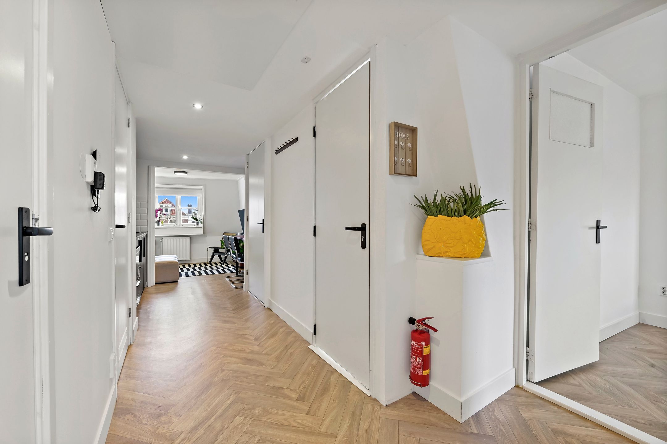 Foto 15 van Noordeinde 65-D